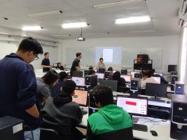 Segundo encuentro. Trabajando en el laboratorio principal del Módulo Apóstoles