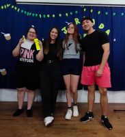 Entrega de premios y regalos